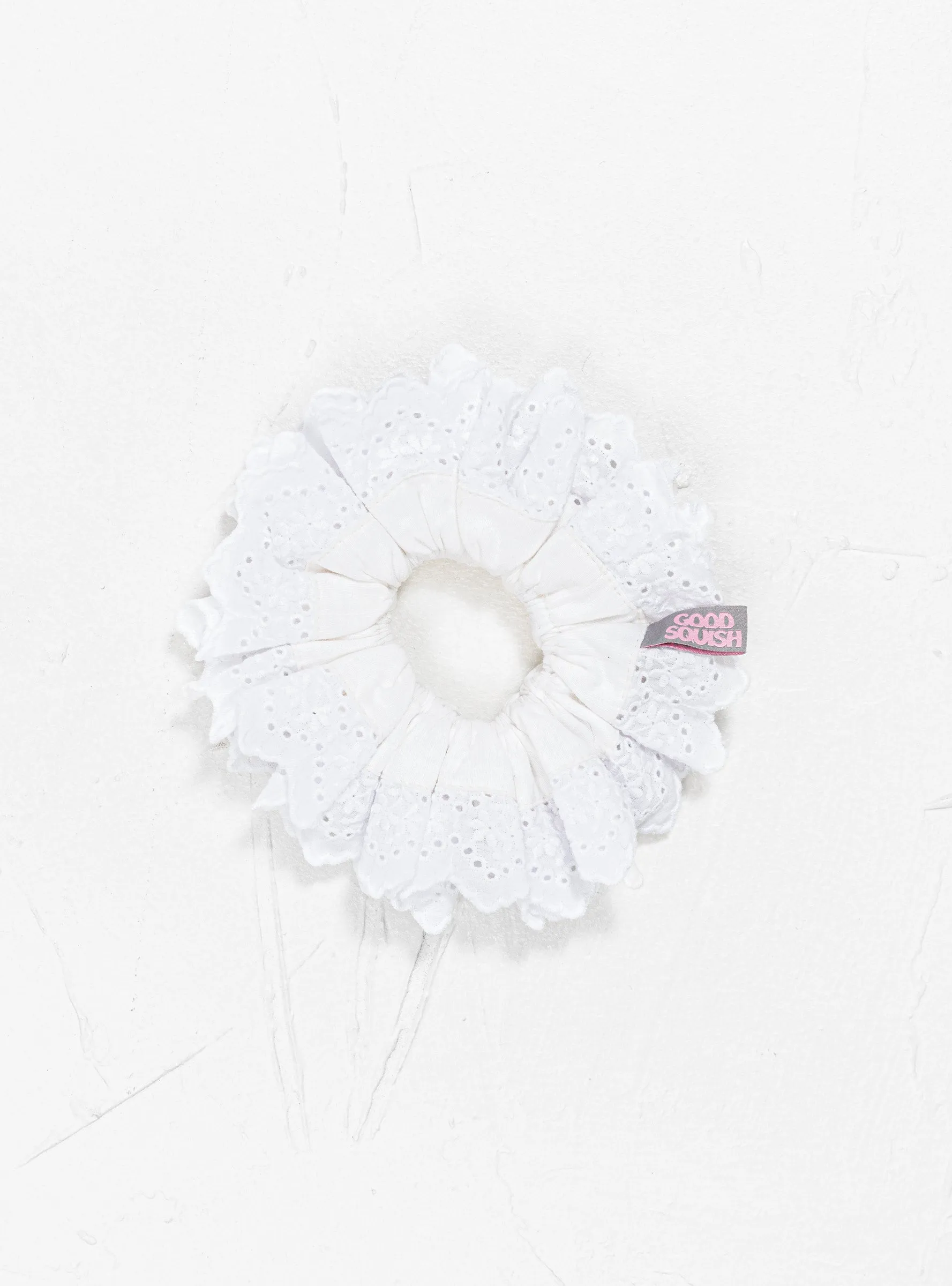 Baby Blumberg Scrunchie White (Whimsical Upgrade)