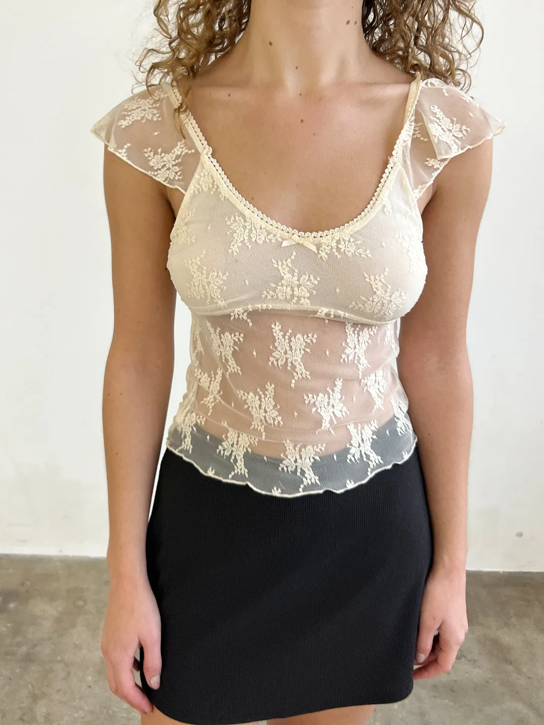 Floral Lace Flutter Sleeve Top - Cream