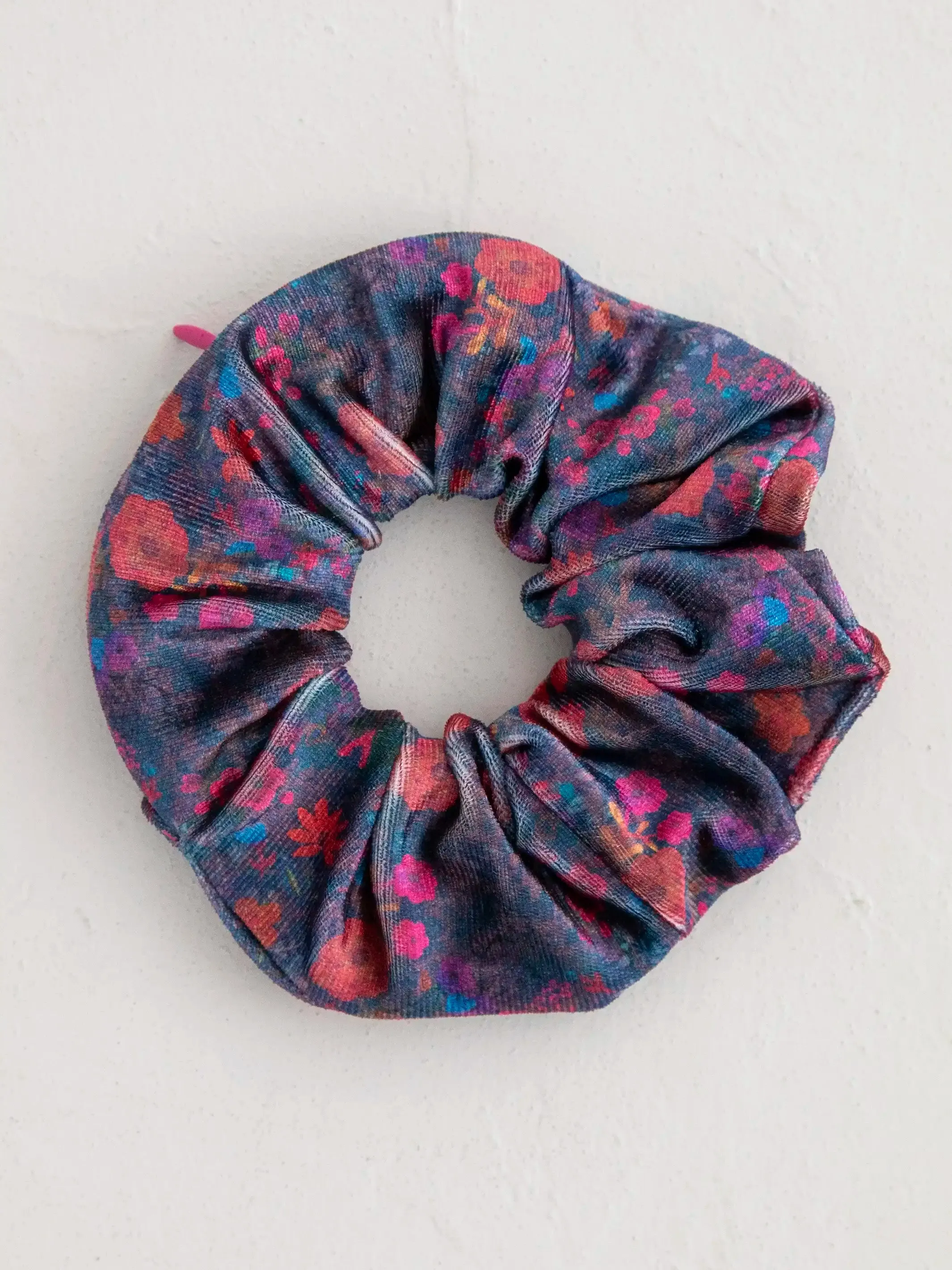 Hideaway Scrunchie - Dark Floral Garden